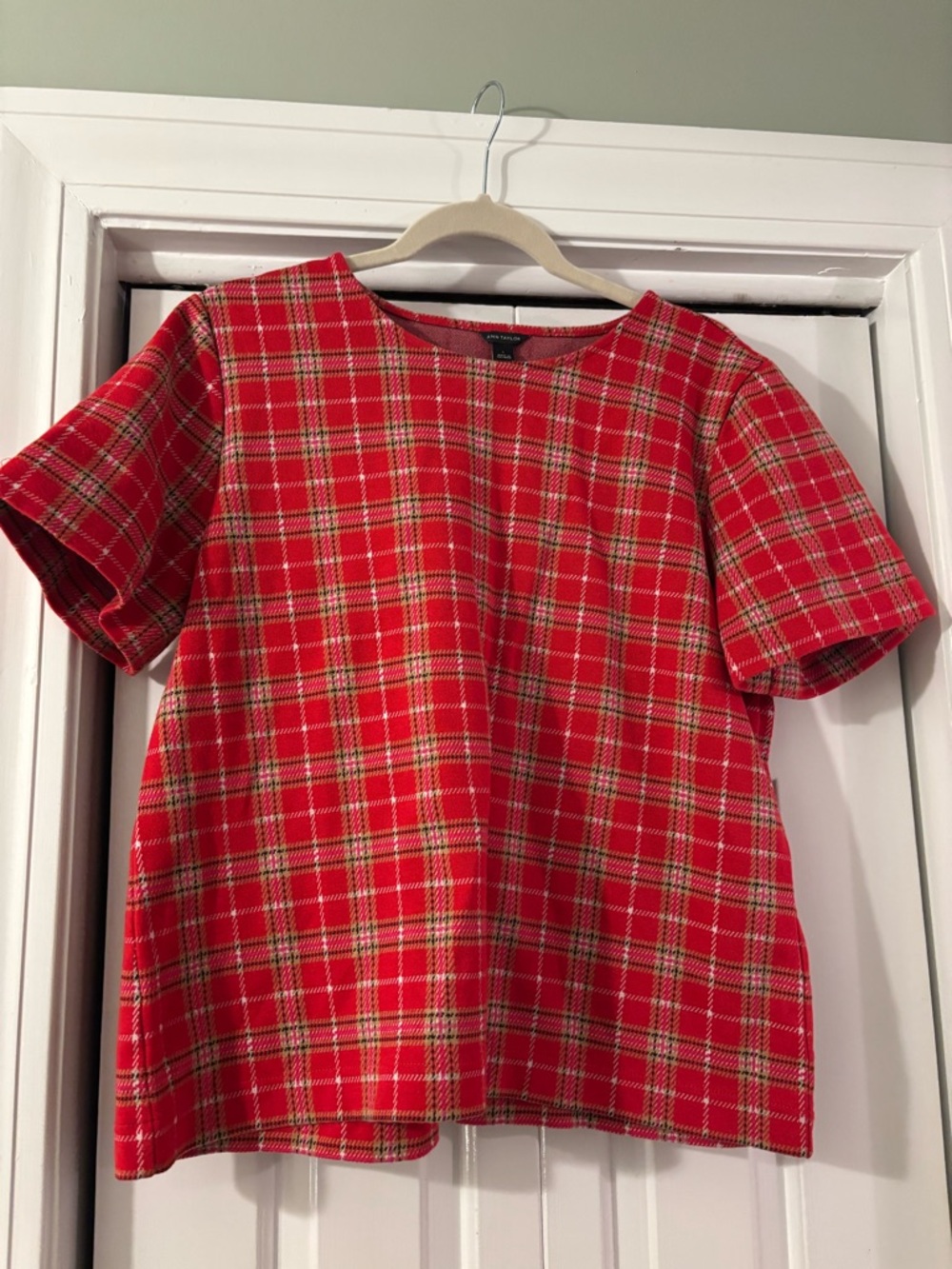Ann Taylor Red Plaid Knit Crew Neck Short Sleeve Blouse Top large